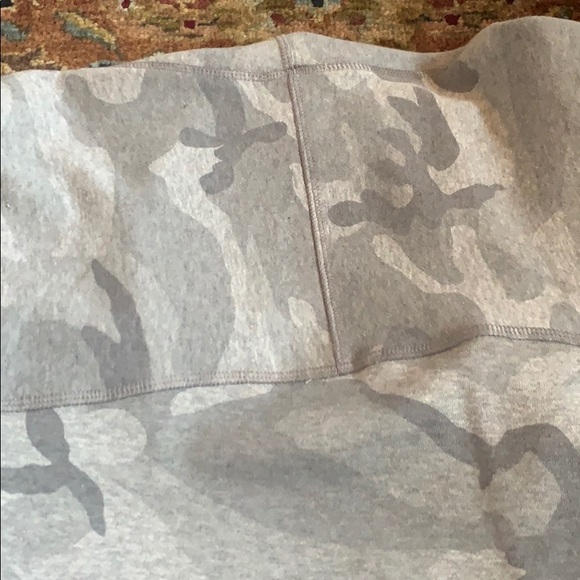 Drew camo cardigan sweatshirt - Picture 3 of 3